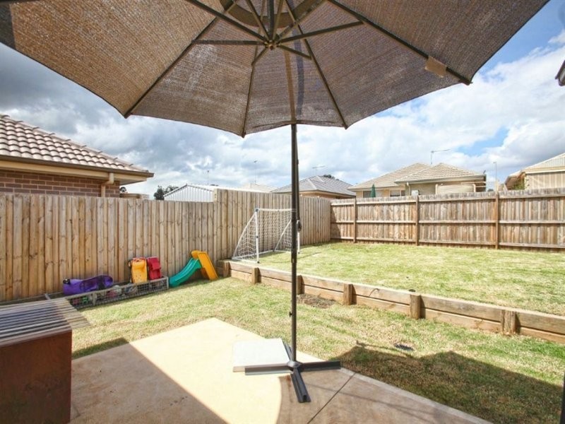 44 Kerrigan Crescent, Elderslie NSW 2570