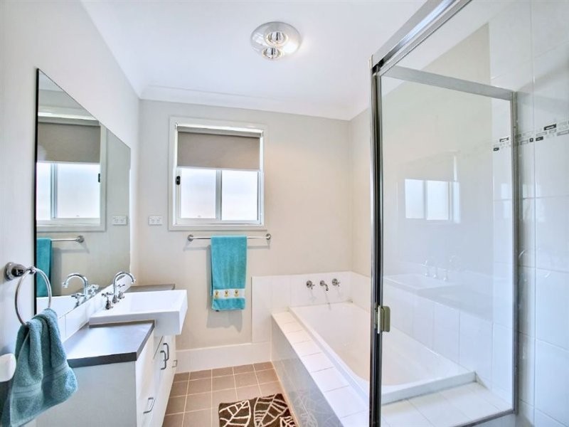 44 Kerrigan Crescent, Elderslie NSW 2570