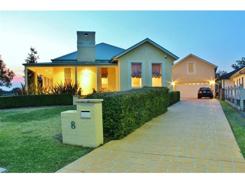 8 The Lanes, Kirkham NSW 2570