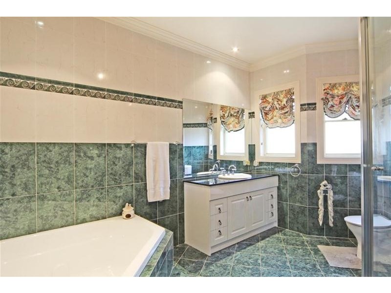 8 The Lanes, Kirkham NSW 2570