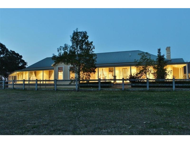 8 The Lanes, Kirkham NSW 2570