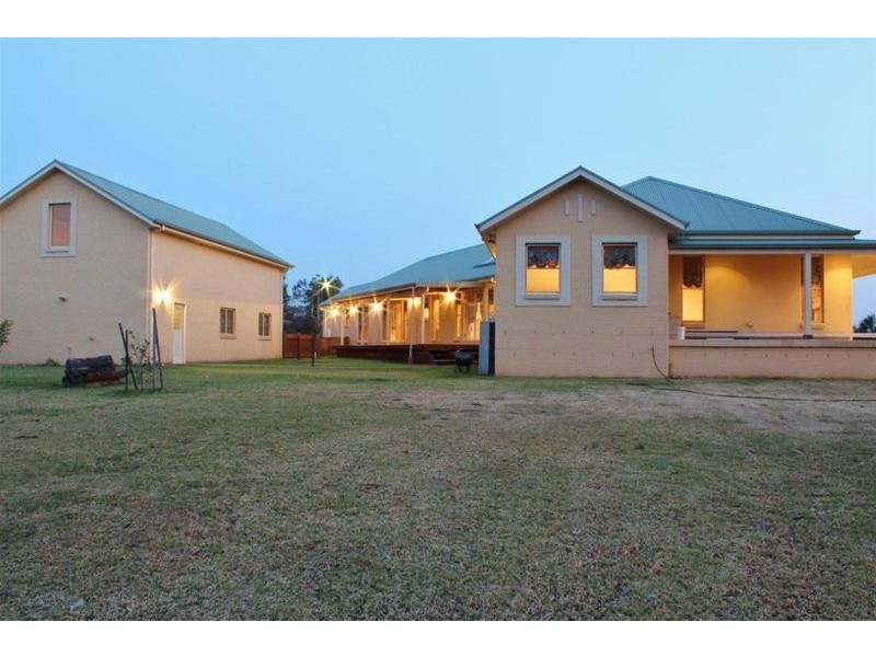 8 The Lanes, Kirkham NSW 2570