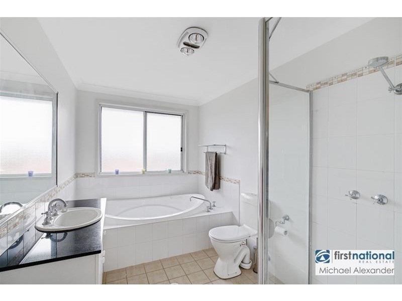 4 Hewitt Link, Harrington Park NSW 2567