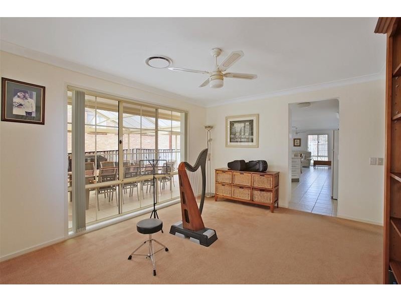 42 Rose Drive, Mount Annan NSW 2567