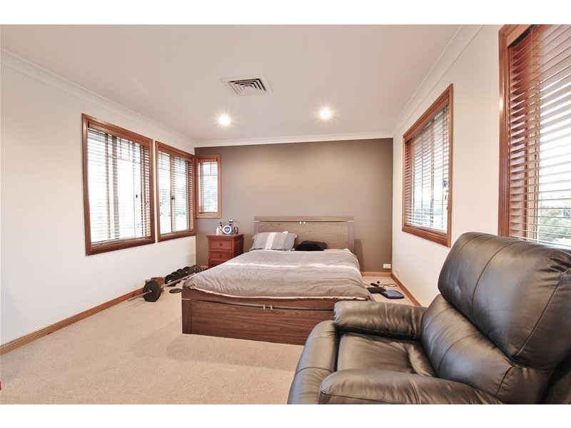 16 Carabeely Place, Harrington Park NSW 2567