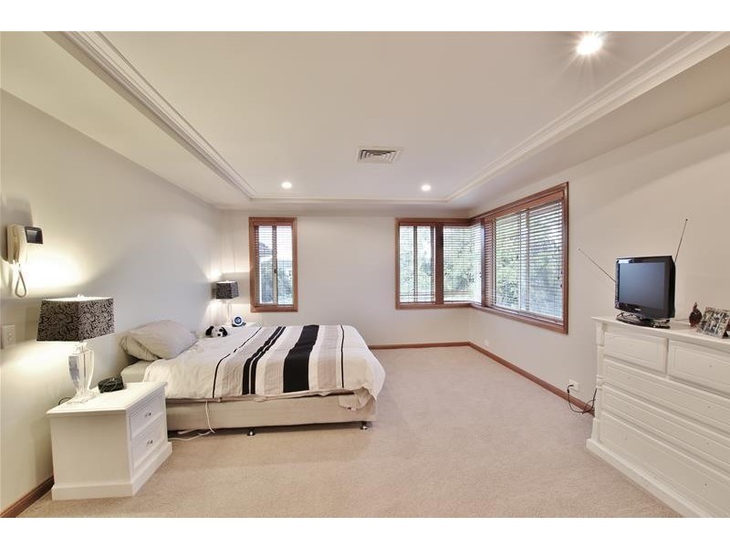 16 Carabeely Place, Harrington Park NSW 2567