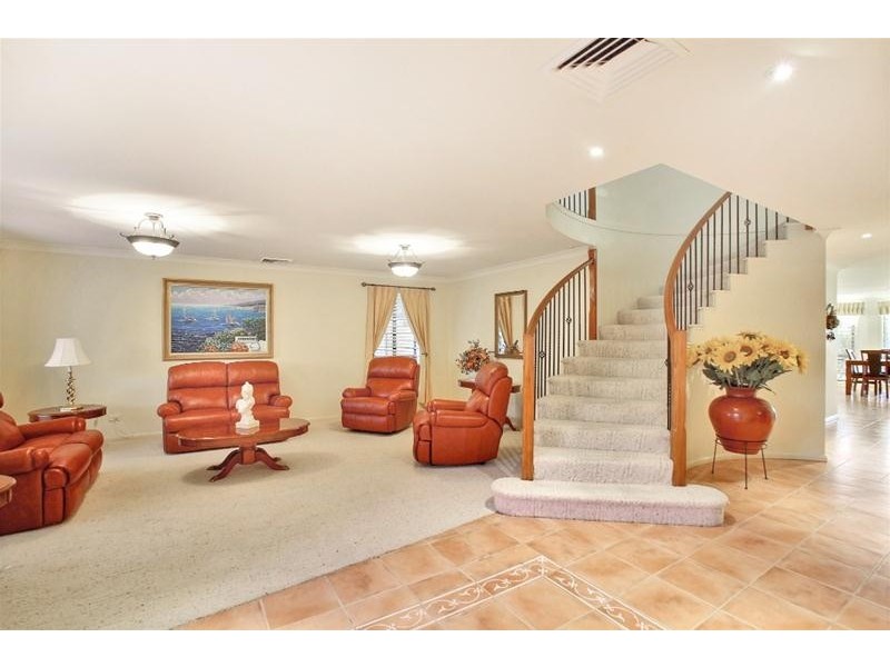 7 Lakeview Place, Glen Alpine NSW 2560