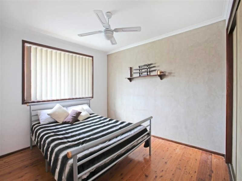 14 Othello Avenue, Rosemeadow NSW 2560