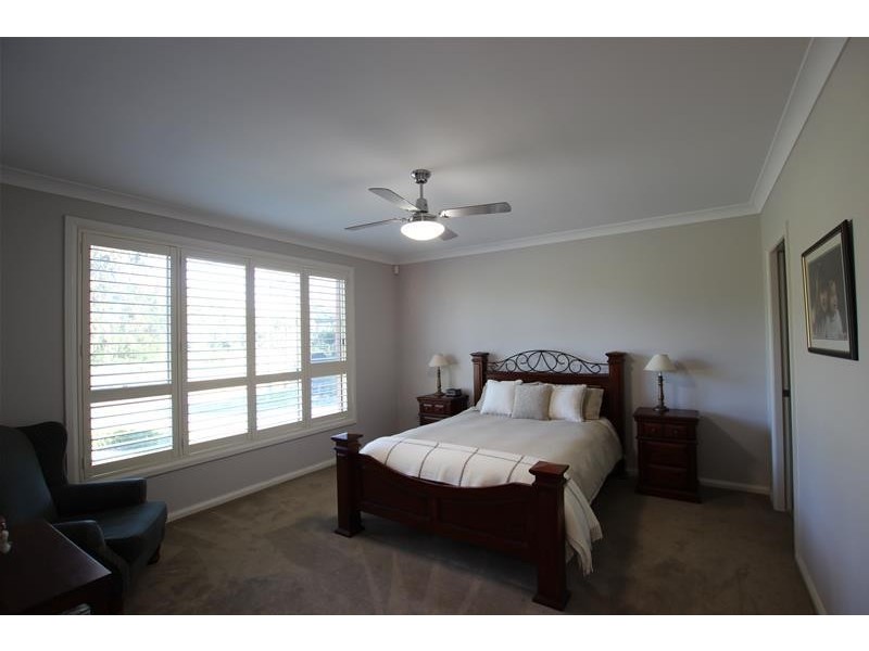 51 Camden Acres Drive, Elderslie NSW 2570