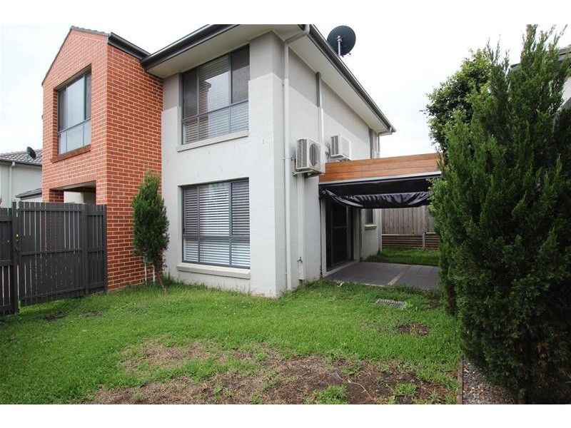 114 Minorca Circuit, Spring Farm NSW 2570