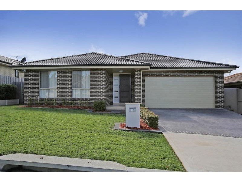 16 Montazah Street, Spring Farm NSW 2570