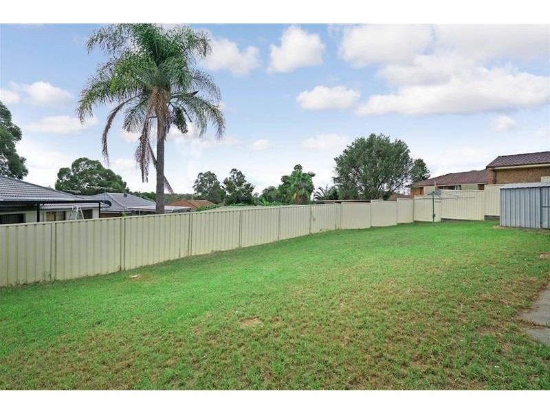 28 Minchinbury Terrace, Eschol Park NSW 2558