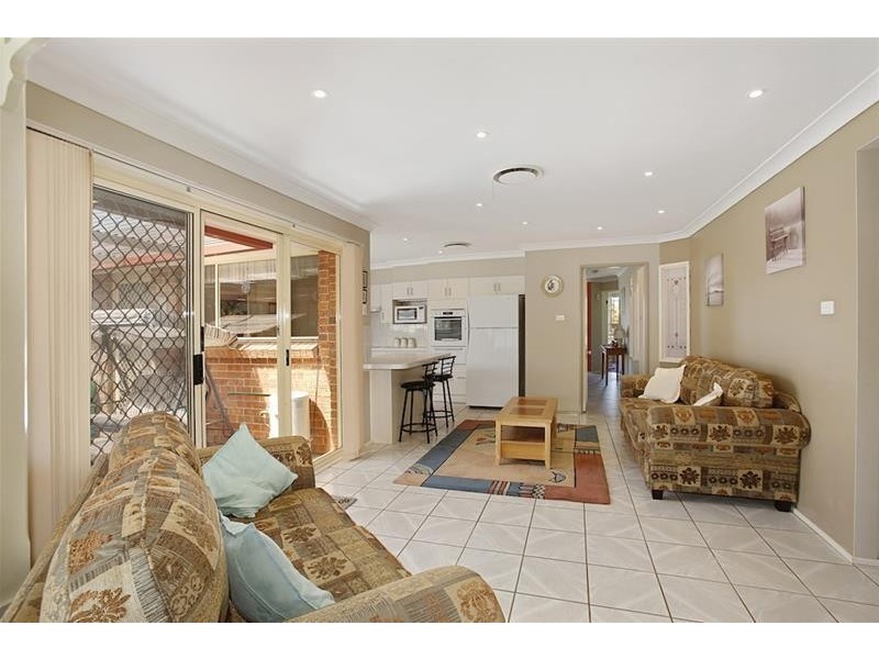 10 Mountain View Place, Narellan NSW 2567