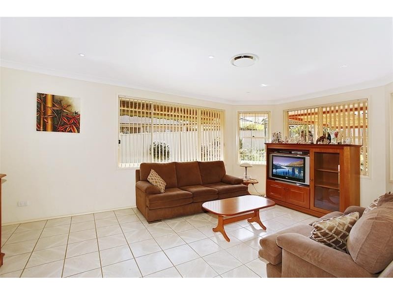 10 Mountain View Place, Narellan NSW 2567