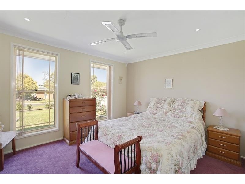 10 Mountain View Place, Narellan NSW 2567