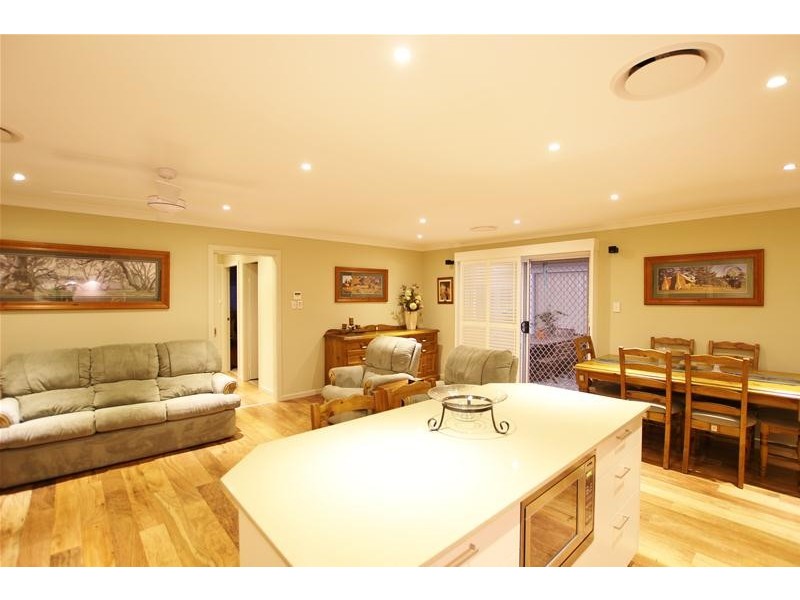 7 Fury Street, Oran Park NSW 2570