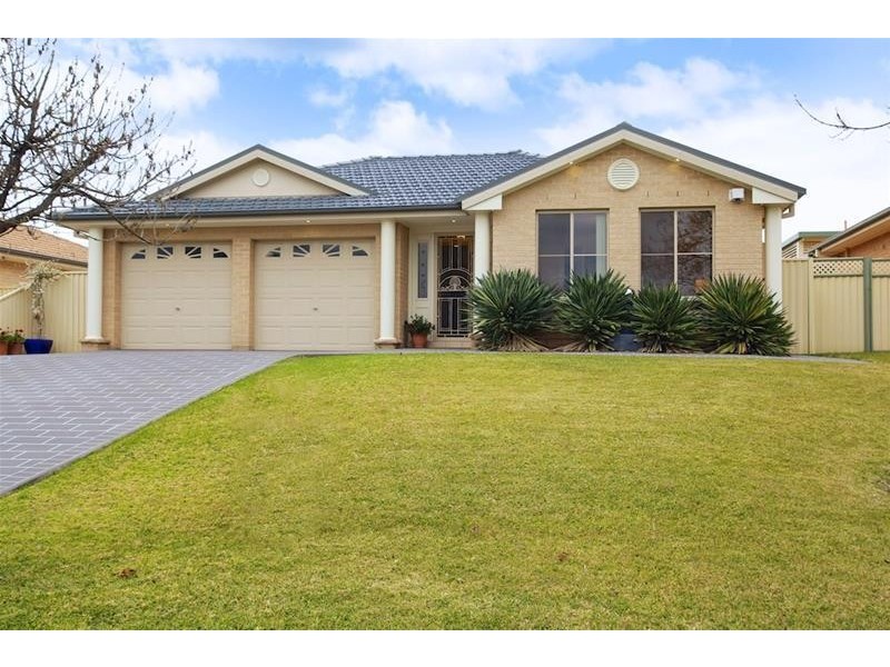 12 Lincoln Grove, Harrington Park NSW 2567