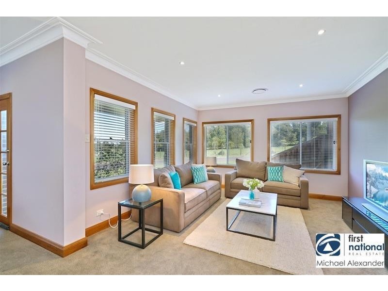 10 Rosina Avenue, Harrington Park NSW 2567