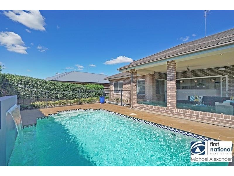 10 Rosina Avenue, Harrington Park NSW 2567