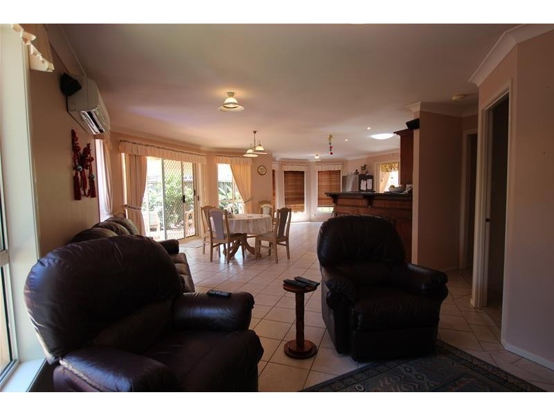 11 Blaxcell Place, Harrington Park NSW 2567