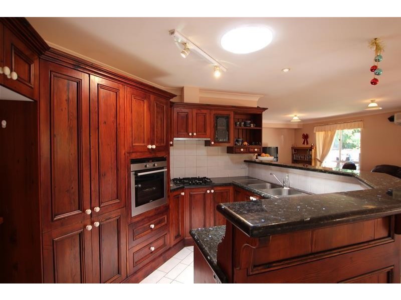 11 Blaxcell Place, Harrington Park NSW 2567