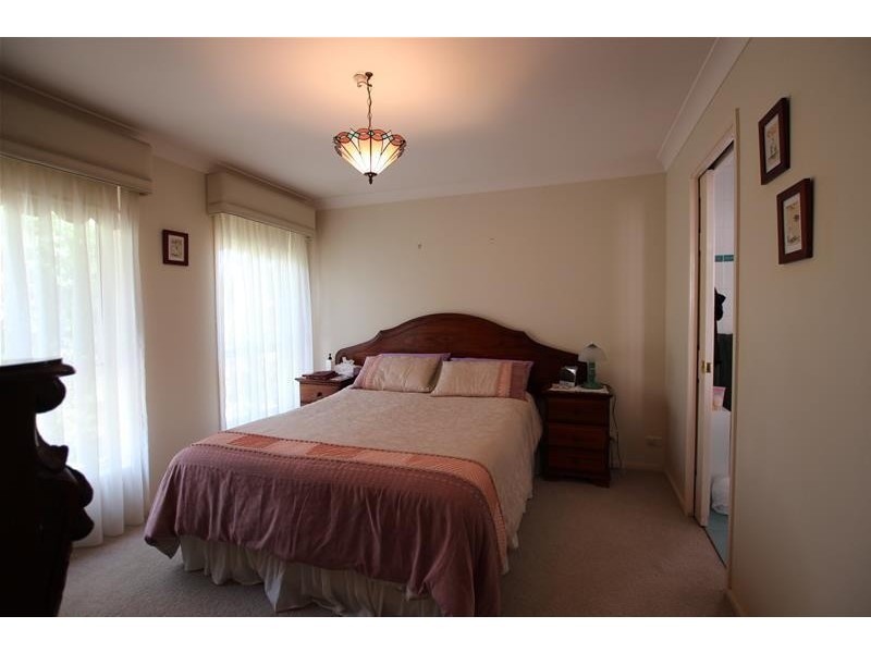 11 Blaxcell Place, Harrington Park NSW 2567