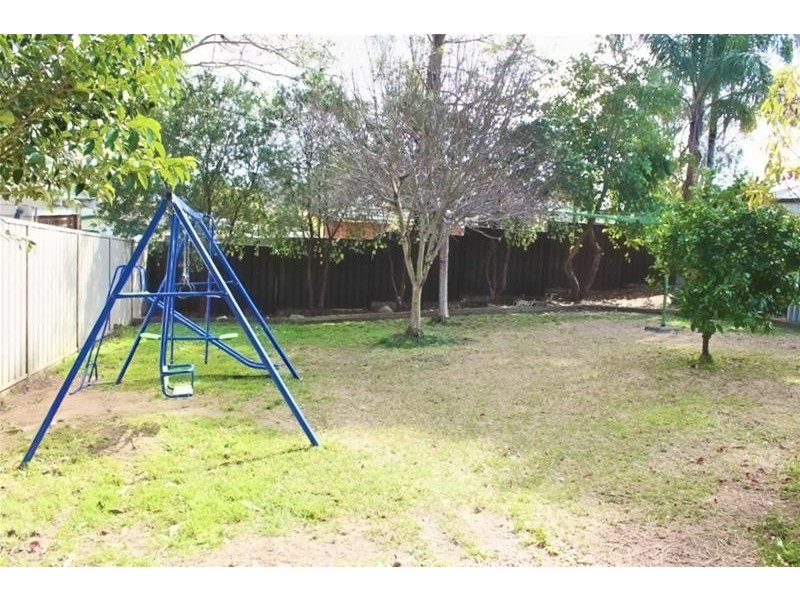 5 Dobroyd Avenue, Camden NSW 2570