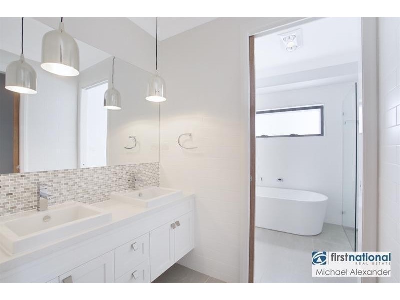 14 Doolan Crescent, Harrington Park NSW 2567