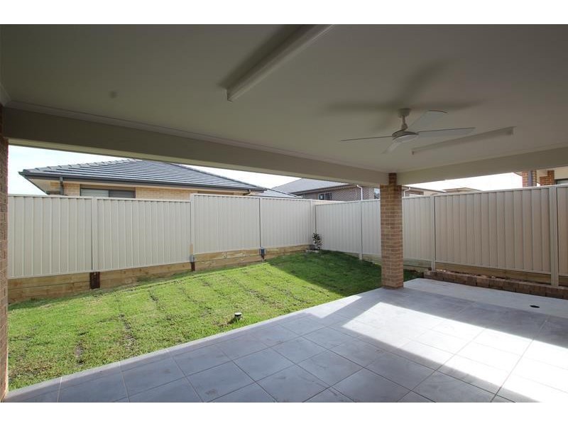 31 Geoghegan Street, Oran Park NSW 2570