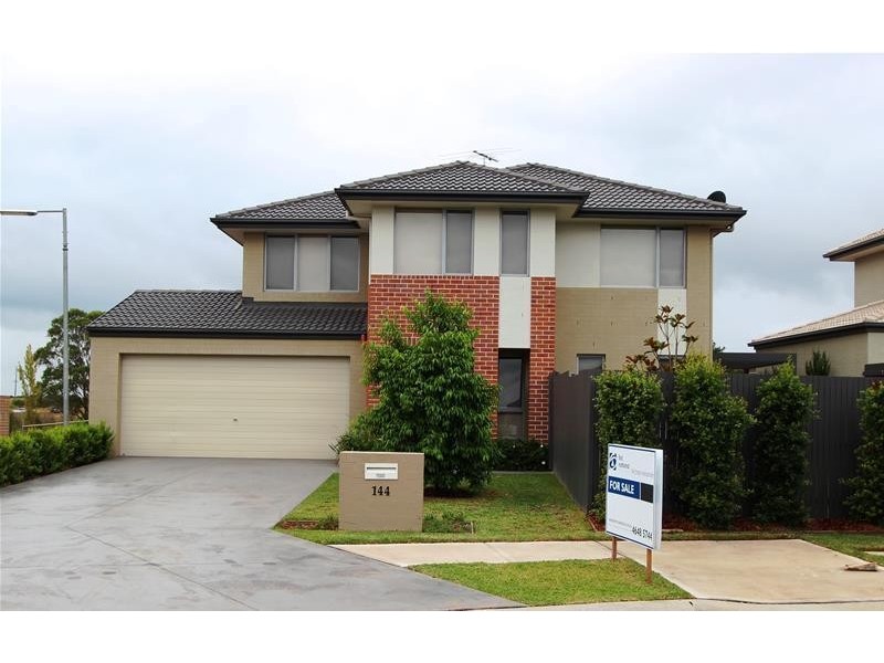 144 Minorca Circuit, Spring Farm NSW 2570