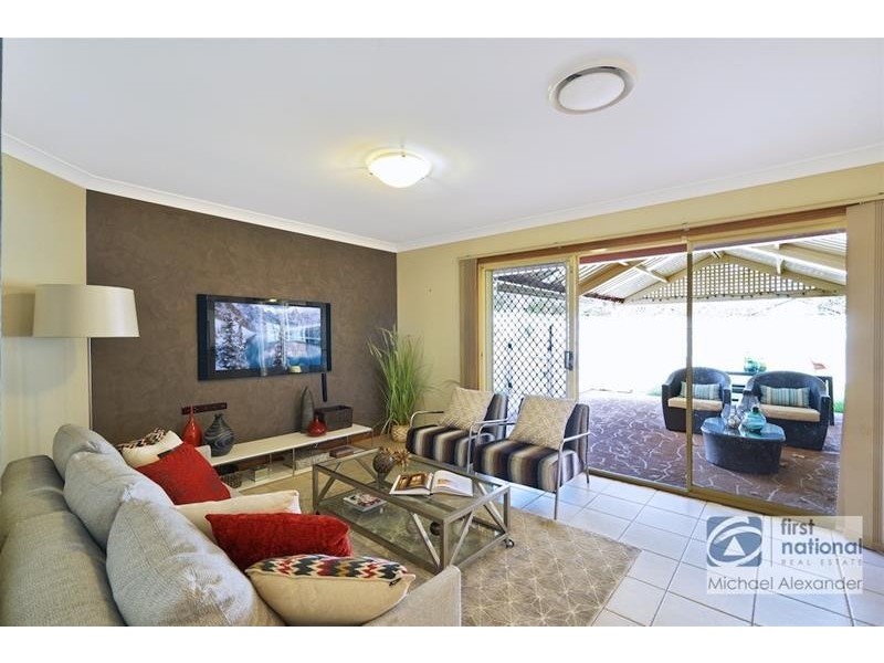 2 Vannon Circuit, Currans Hill NSW 2567