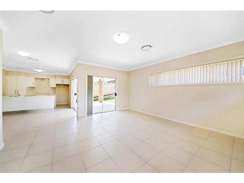 1 Camden Acres Drive, Elderslie NSW 2570