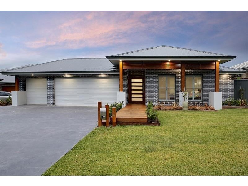 16 Dargin Close, Harrington Park NSW 2567