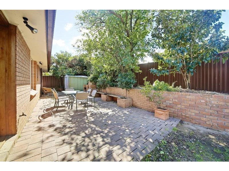 18 Clennam Avenue, Ambarvale NSW 2560