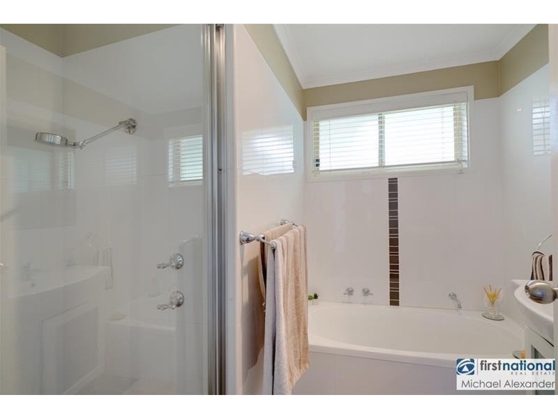 216 Welling Drive, Mount Annan NSW 2567