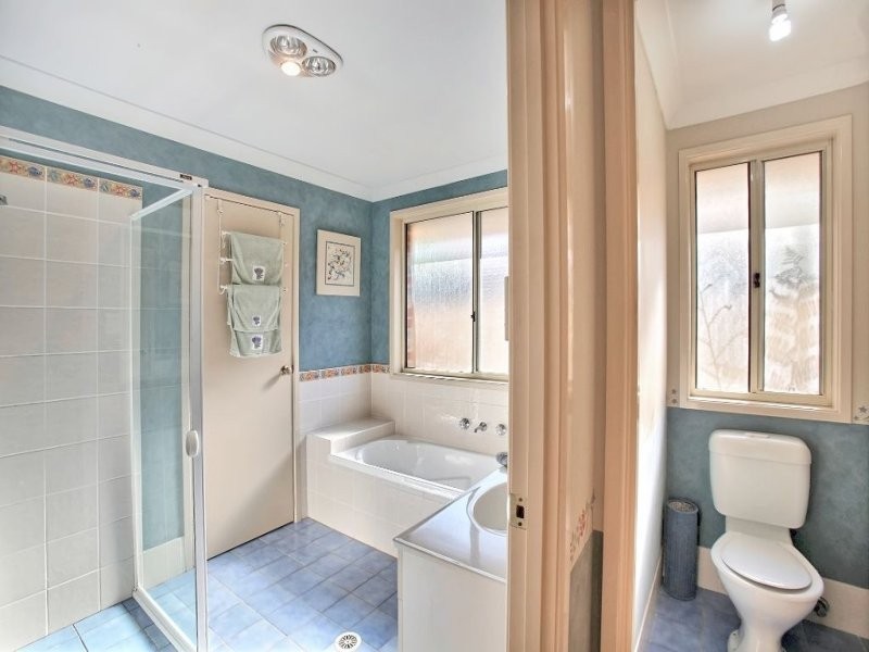 10 Inglis Court, Harrington Park NSW 2567