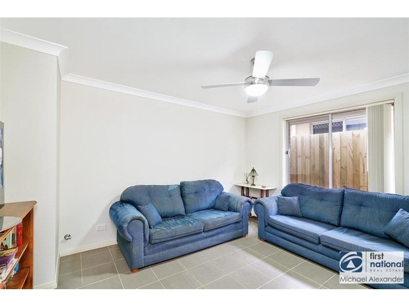 21 Plymouth Boulevard, Spring Farm NSW 2570