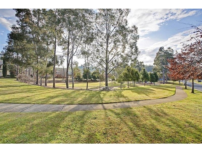 35 Kensington Drive, Harrington Park NSW 2567