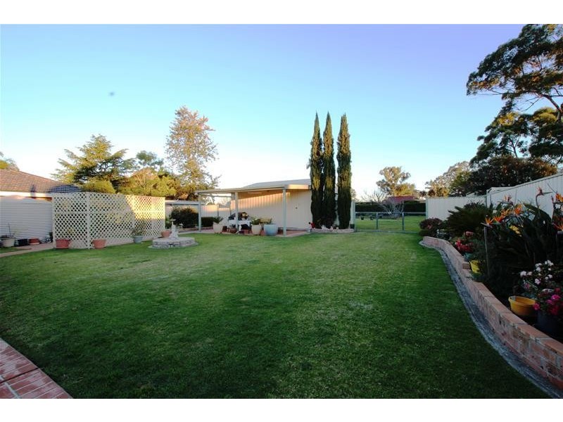 14 Park Street, Tahmoor NSW 2573