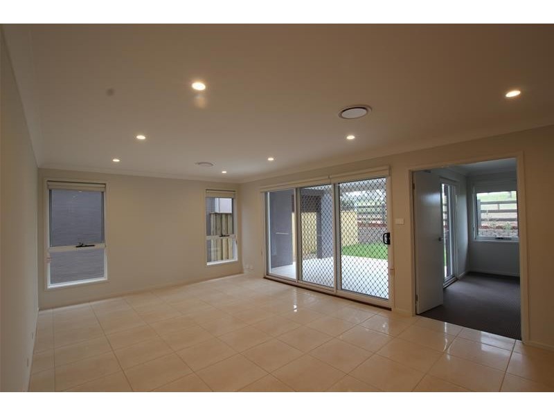 128 Arkell Way, Cobbitty NSW 2570