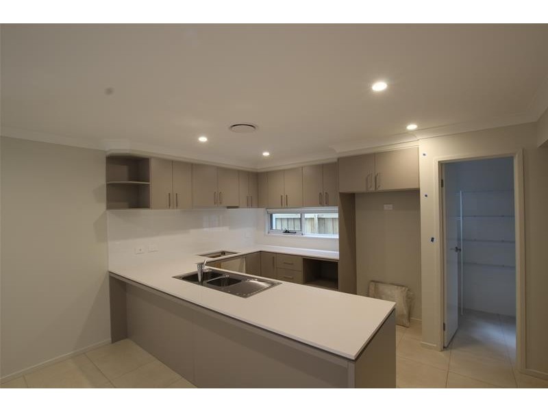 128 Arkell Way, Cobbitty NSW 2570