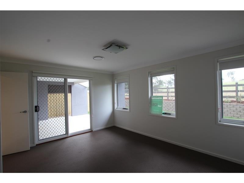 128 Arkell Way, Cobbitty NSW 2570