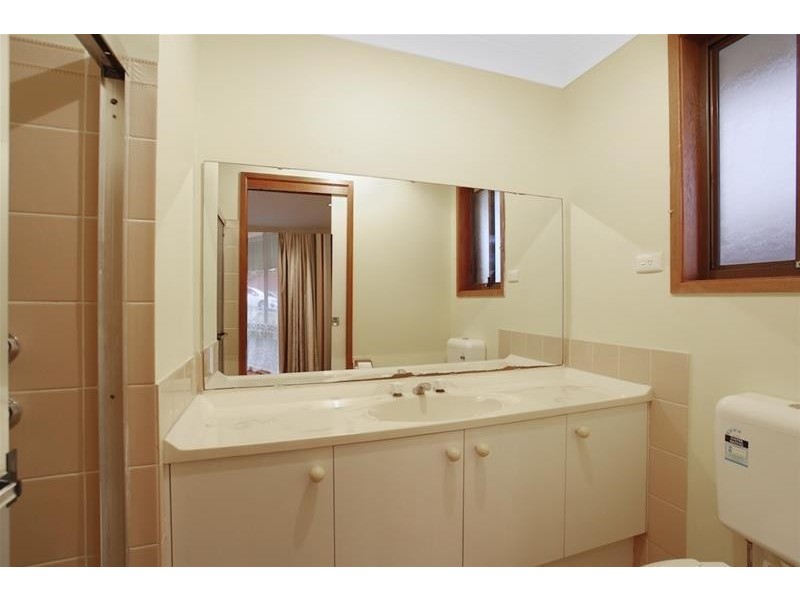 1 Niger Place, Kearns NSW 2558