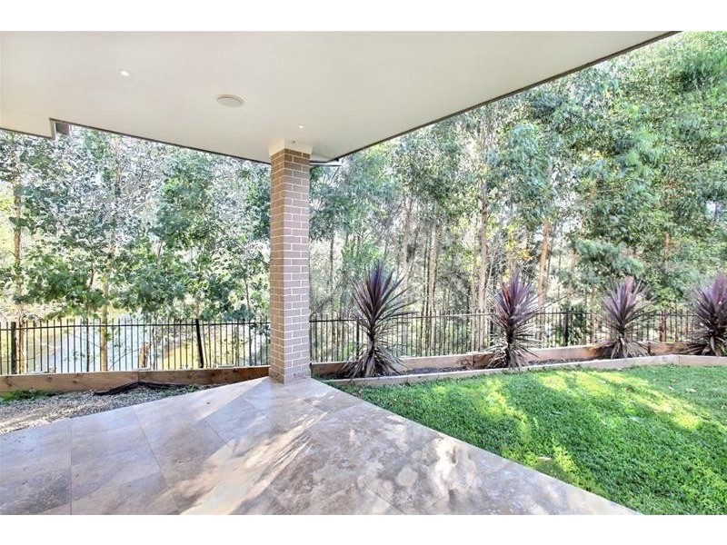 6 Lockhart Court, Harrington Park NSW 2567