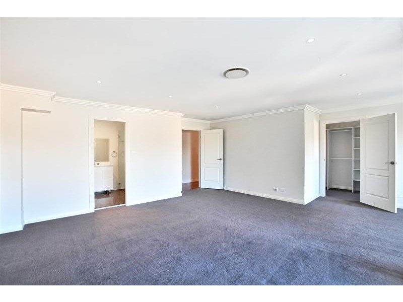 6 Lockhart Court, Harrington Park NSW 2567