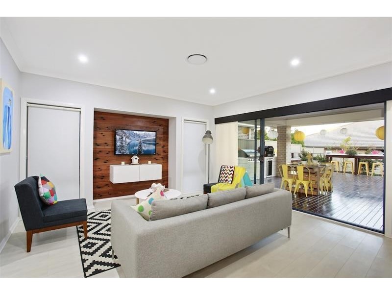 304 South Circuit, Oran Park NSW 2570