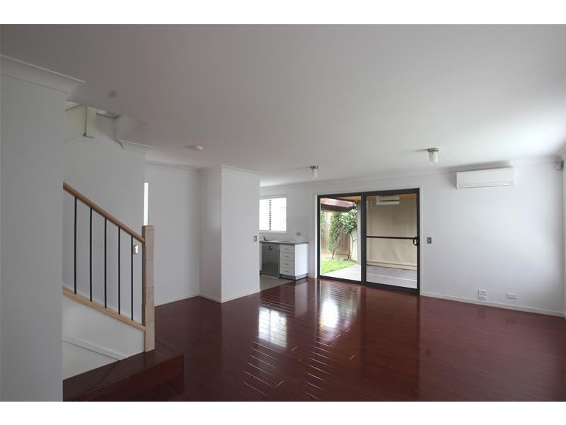 114 Minorca Circuit, Spring Farm NSW 2570