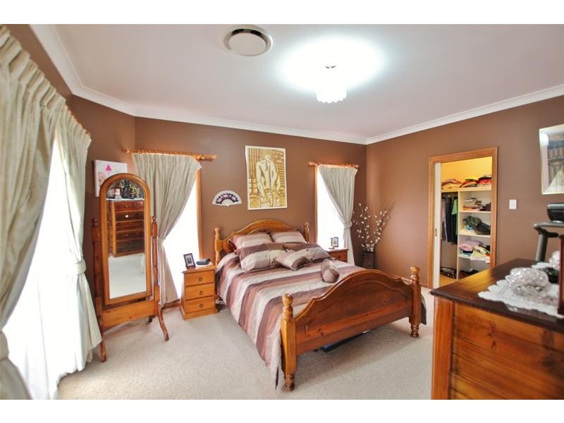 29 Sir Warwick Fairfax Drive, Harrington Park NSW 2567