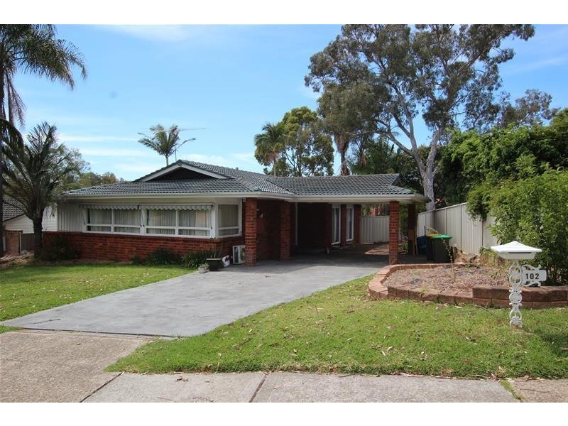 102 Campbellfield Avenue, Bradbury NSW 2560