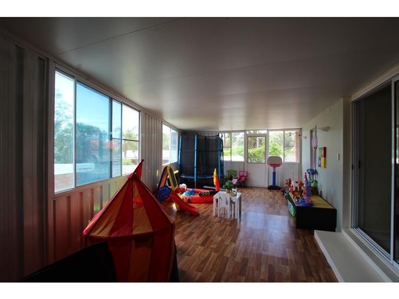 102 Campbellfield Avenue, Bradbury NSW 2560